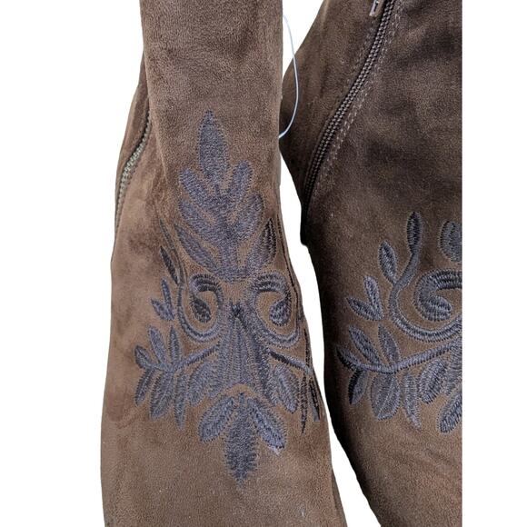 Andrew Geller Spinda Peep Toe Ankle Booties Embroidered Brown Faux Suede 11 M - Picture 7 of 11